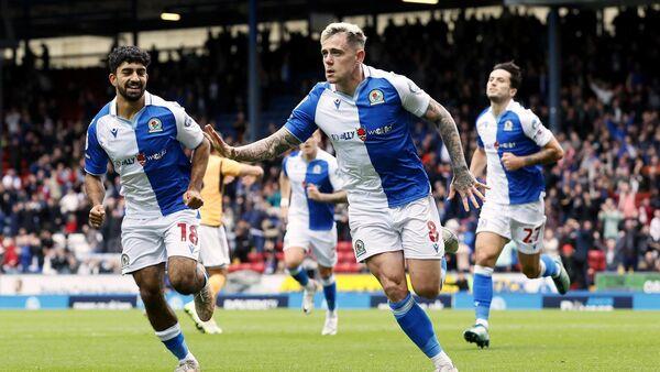 Sammie Szmodics on the double as Blackburn rout Sunderland to boost survival hopes 